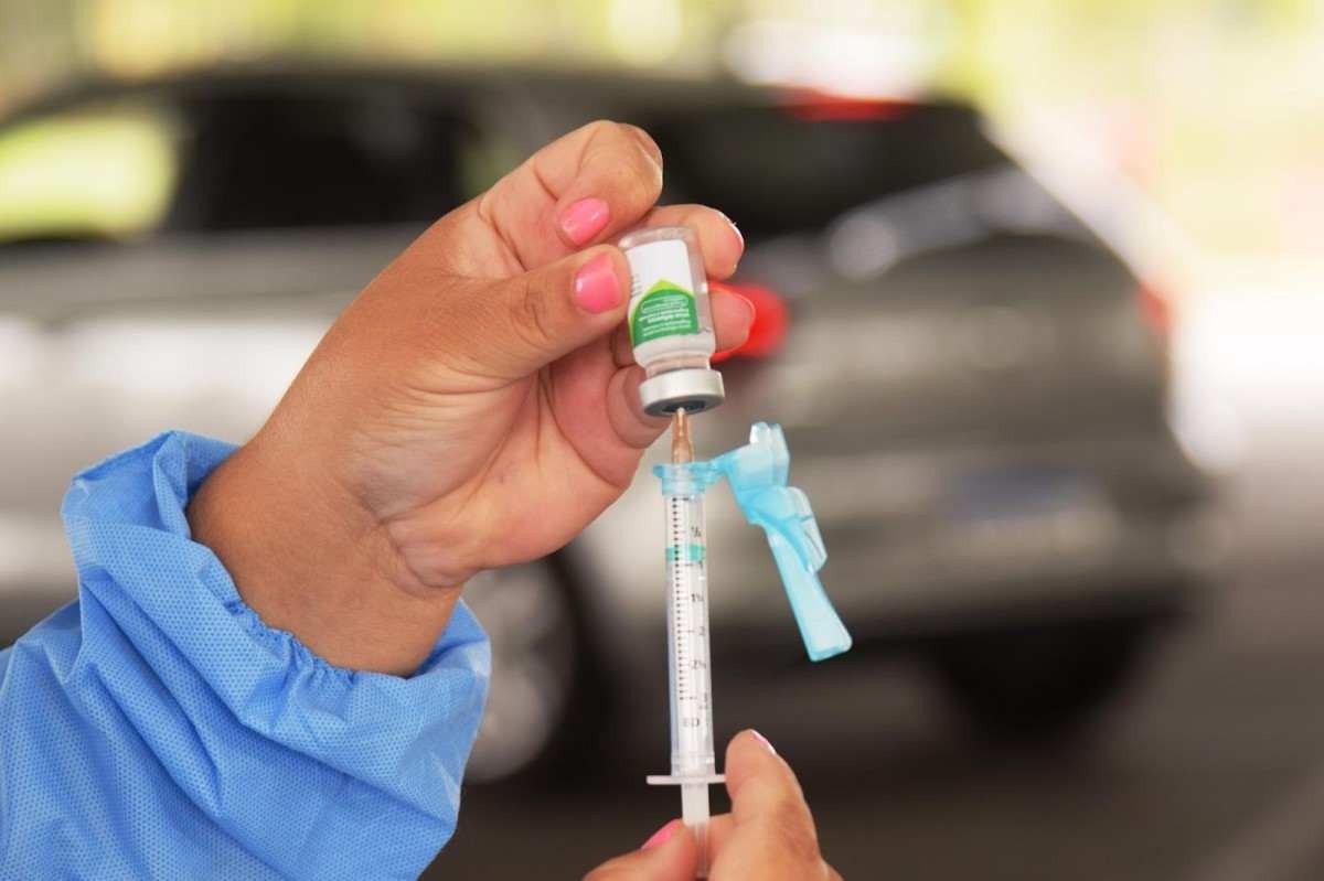 Vacina contra gripe: BH aplicou 40 mil doses no público prioritário