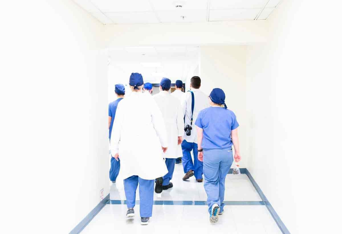 Não se engane: residência médica é melhor do que uma pós-graduação