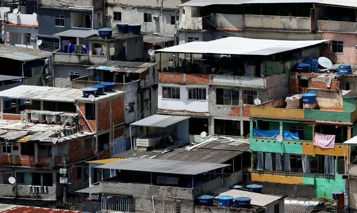 Favela-Bairro, 30 anos: legado do programa desaparece aos poucos  -  (crédito: EBC)