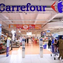 Carrefour inaugura modelo de franquias no Brasil; migração gerou protestos na França - Getty Images 