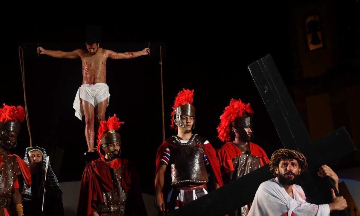 A peça foi realizada pelo grupo de teatro Dez pra's Oito e contou com a presença do ator congonhense Amaury Lorenzo -  (crédito: Alexandre Guzanshe/EM/D.A Press)