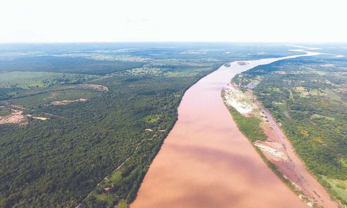 Trecho do Velho Chico em Minas Gerais: entidade de agricultores afirma que linha que demarcará terras públicas pode avançar até 5km a partir da margem -  (crédito: Redes sociais)