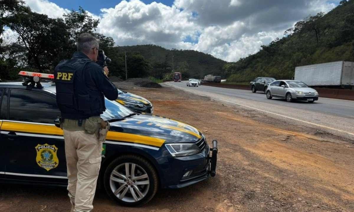 Polícia Rodoviária Federal monitorou as estradas mineiras durante o feriadão -  (crédito: PRF/Divulgação)