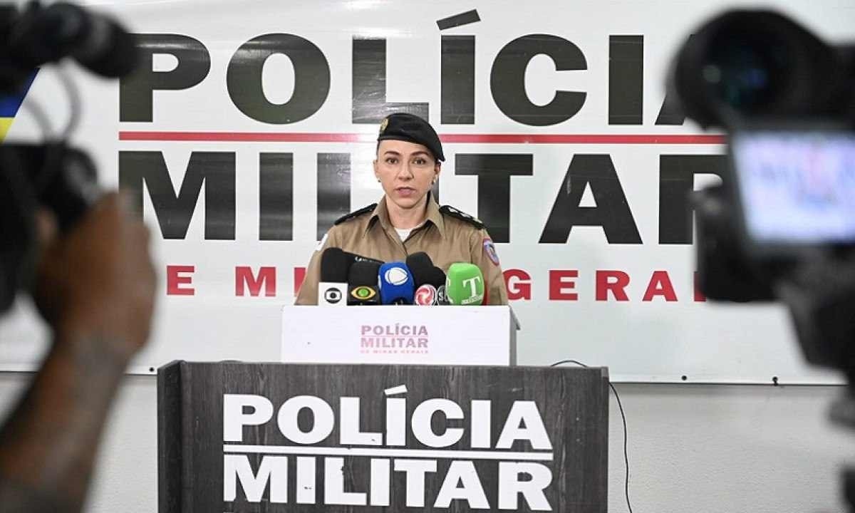 Major Layla Brunella explicou como foi a opera&ccedil;&atilde;o que resultou na morte de tr&ecirc;s ladr&otilde;es -  (crédito: Leandro Coury/EM/D. A. Press)