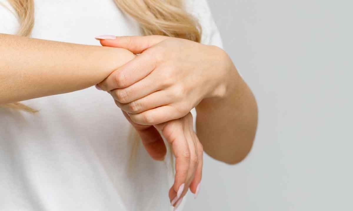 Doenças reumáticas afetam mãos, punhos e dedos
 -  (crédito: Reprodução)