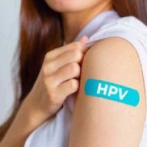 Vacinação contra HPV, principal causador de câncer de útero, passa a ser em dose única - Reprodução