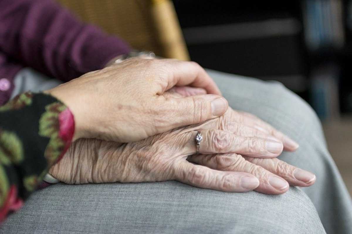 'Marca-passo cerebral' transforma vida de pacientes com Parkinson