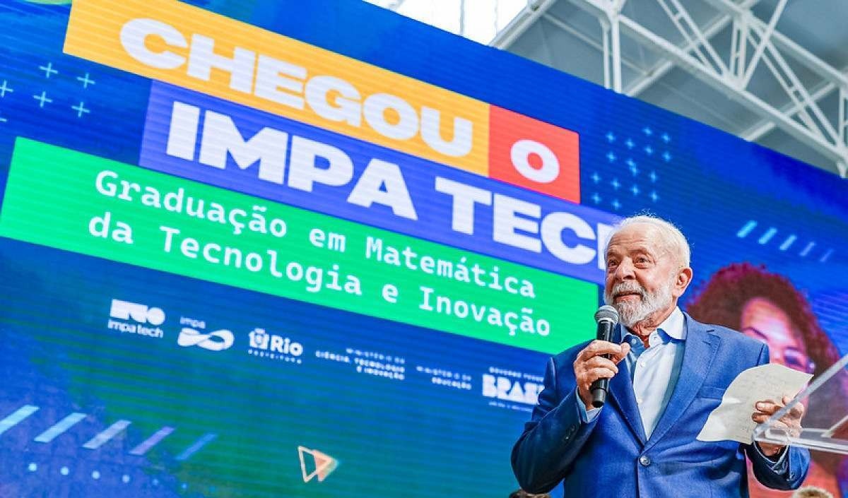 Lula diz que país vive momento de 'negacionismo, mentira, ódio e fake news'