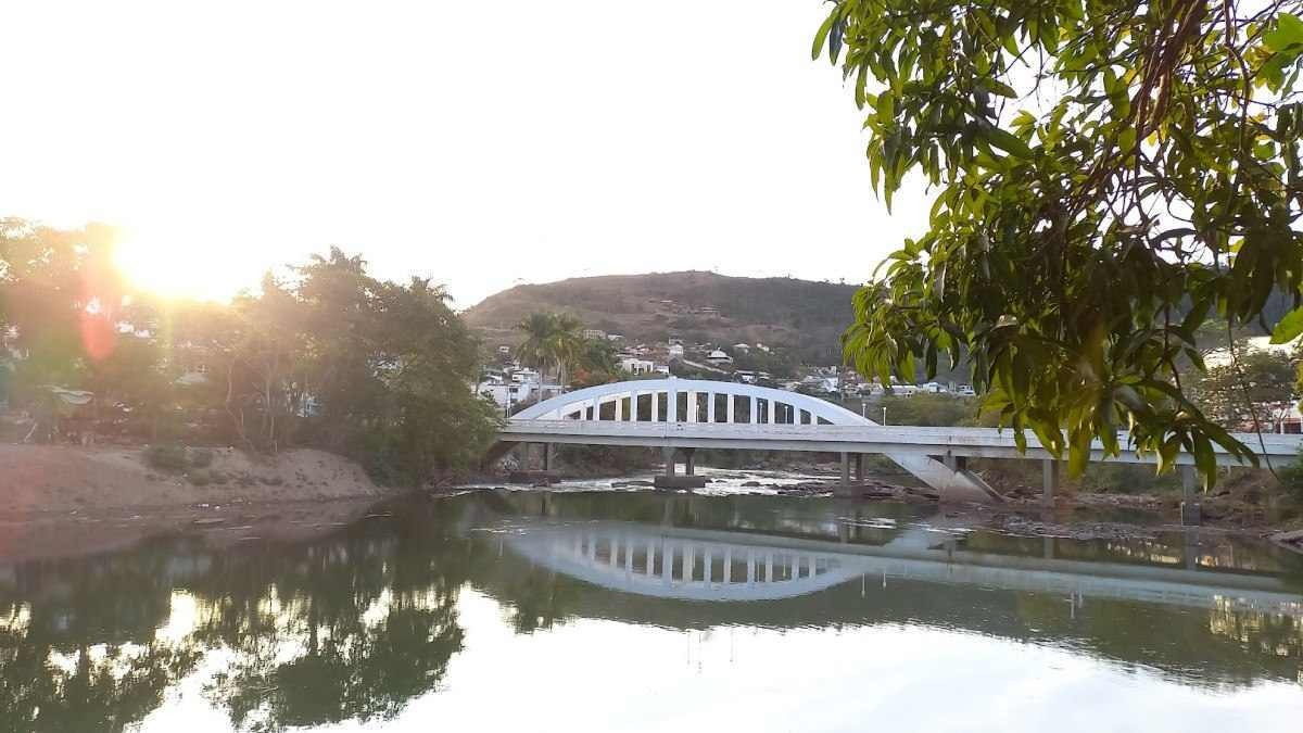 Inaugurada em 1940, Ponte Benedito Valadares teve a presença do presidente Getúlio Vargas na cidade 