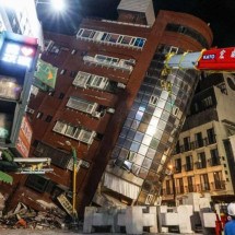 Brasileiros relatam desespero em terremoto no Taiwan - CNA / AFP