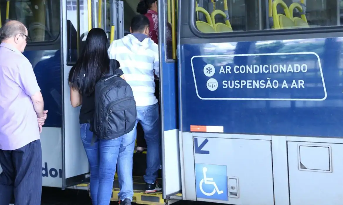 Estudo da Fiocruz acompanhará pacientes com covid longa em BH -  (crédito: EBC - Saúde)