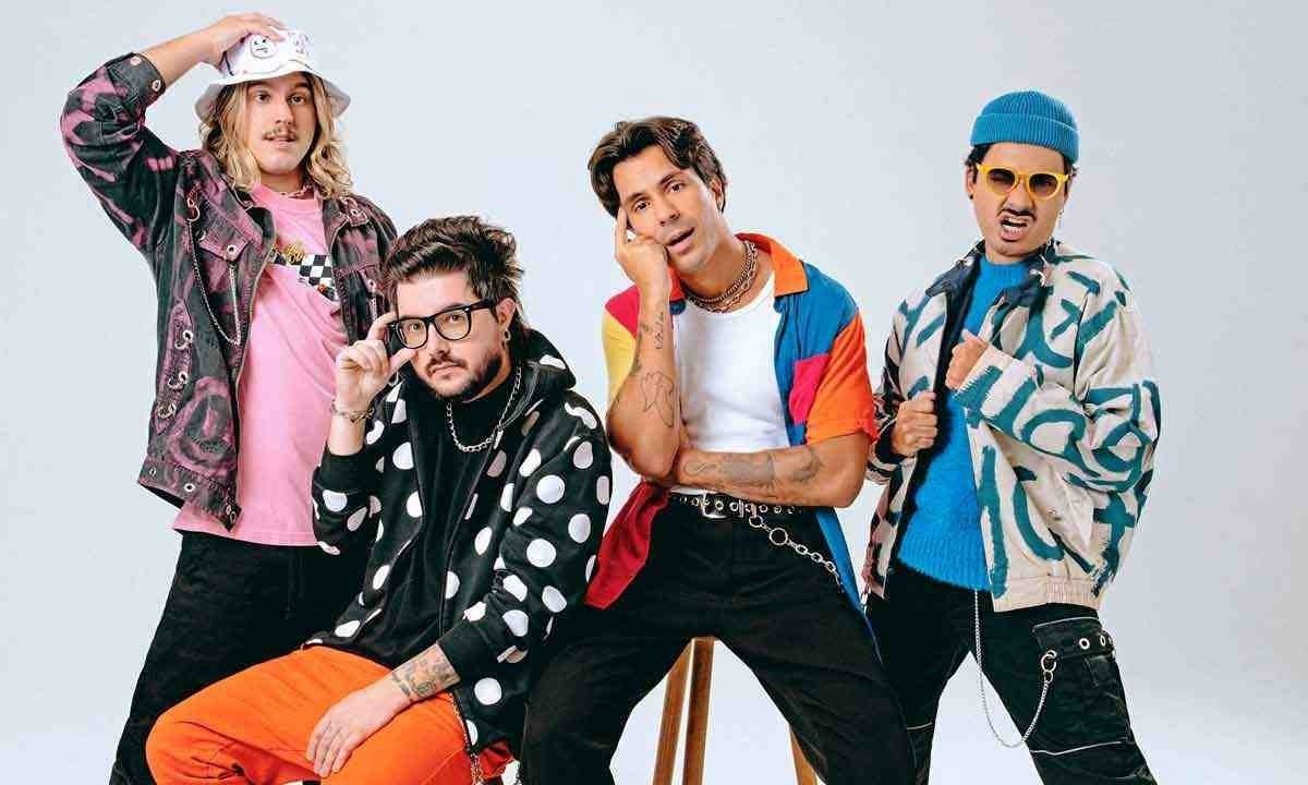 O quarteto brasileiro avalia que o retorno do interesse pelo emo no país segue uma tendência internacional -  (crédito: Rodrigo Takeshi/Divulgação)