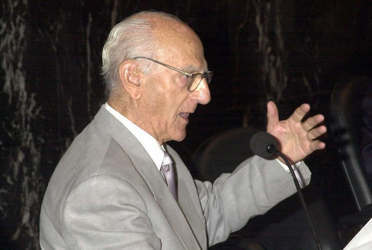 Morre, aos 103 anos, ex-deputado que teve mandato cassado pela ditadura