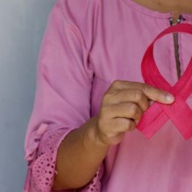 Câncer de mama: estudo aponta avanços no tratamento sem quimioterapia - Angiola Harry/Unsplash