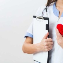 5 perguntas que toda mulher deve fazer ao ginecologista sobre o seu coração - Freepik