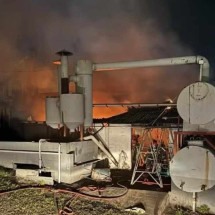 Pará de Minas: trabalhador morre em incêndio em empresa de borracha - CBMMG