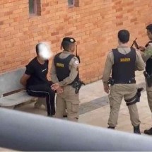 Homem entra na PUC Minas aos berros, xinga alunos de 'vagabundos' e é detido - Reprodução/Redes sociais