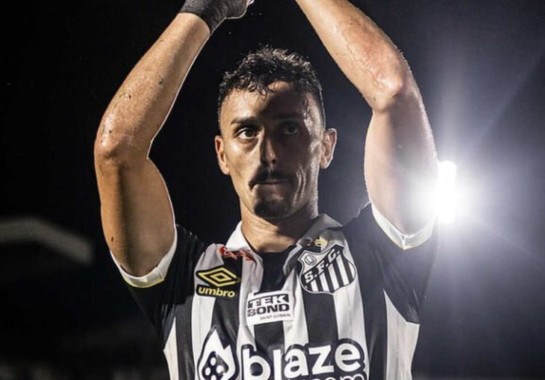 Fotos: Raul Baretta/Santos FC / Reprodução @mcbinladen