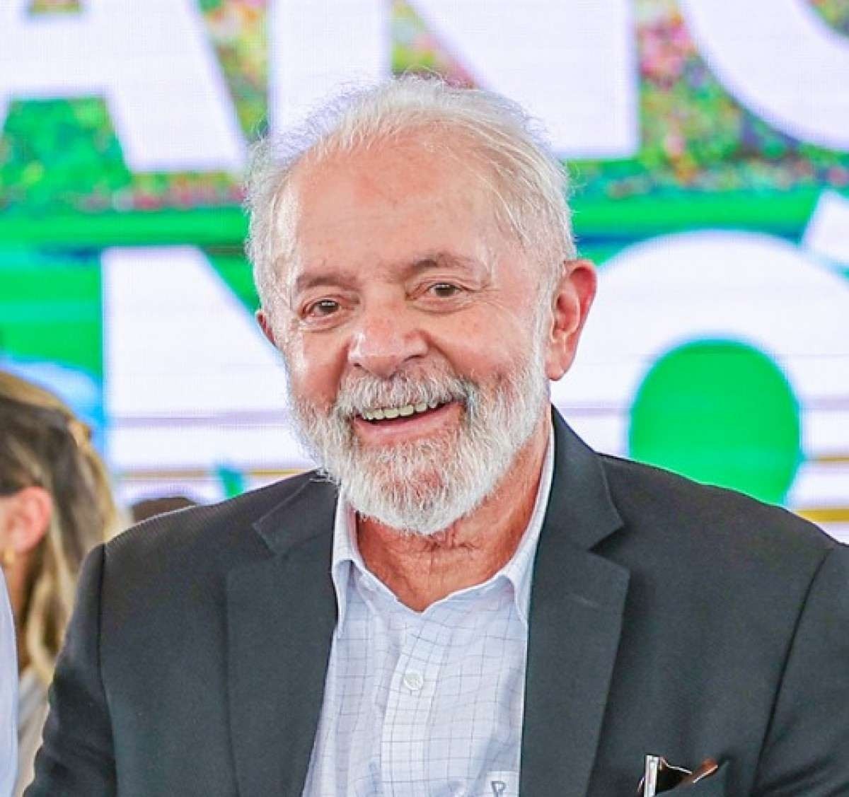 Lula quer premiê em churrasco para Japão comprar carne brasileira