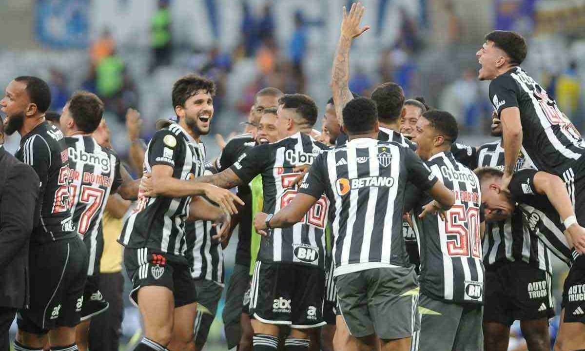Atlético venceu o Cruzeiro de virada, no Mineirão, e conquistou o título mineiro de 2024 -  (crédito: Alexandre Guzanshe/EM/D.A. Press)