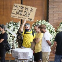Corpo de Ziraldo, morto aos 91 anos, é velado por familiares, amigos e fãs -  Charles Sholl/Brazil Photo Press/Folhapress