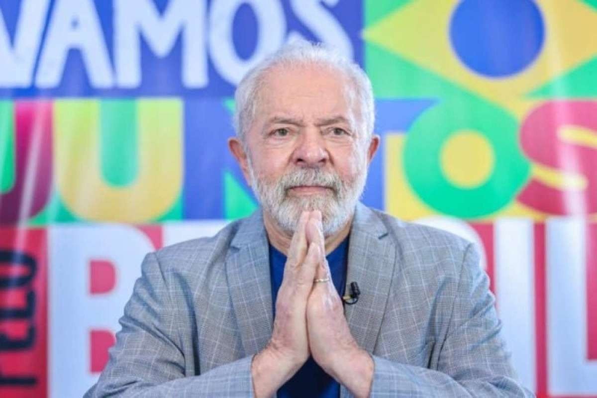 Com baixa popularidade entre os evangélicos, Lula ensaia aproximação