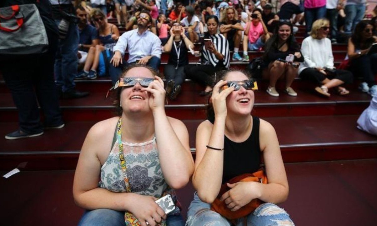 Eclipse do Sol: os 4 minutos preciosos para desvendar mistérios com pesquisas 'impossíveis' -  (crédito: BBC)