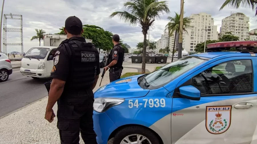 Foragidos da Justiça prestam concurso para PM no Rio e acabam presos -  (crédito: PM-RJ/Reprodução)