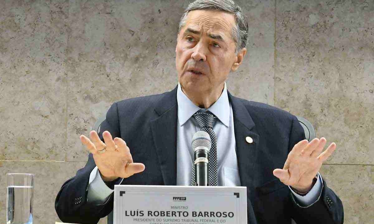 Com o presidente do STF, Luís Roberto Barroso, a Corte tem seis votos pela manutenção do foro privilegiado após a saída do cargo -  (crédito: CARLOS MOURA/SCO/STF)