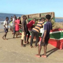 Quase cem mortos em naufrágio em Moçambique, indica novo balanço - AFP/TVM