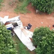 Avião com cocaína vindo do Paraguai se quebra ao meio ao tentar fugir da FAB - Divulgação/FAB