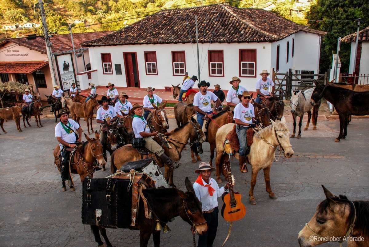 Museu dos Tropeiros, em Ipoema, resgata as tradições dos cavaleiros que exploraram Minas no século 18, Cavalgadas e festas religiosas ocorrem em frente ao local 
