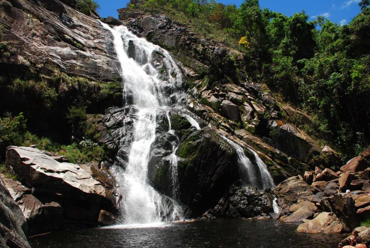Em Senhora do Carmo, Cachoeira do Bongue, com cerca de 50 metros de queda d’água, é refúgio de prazer 