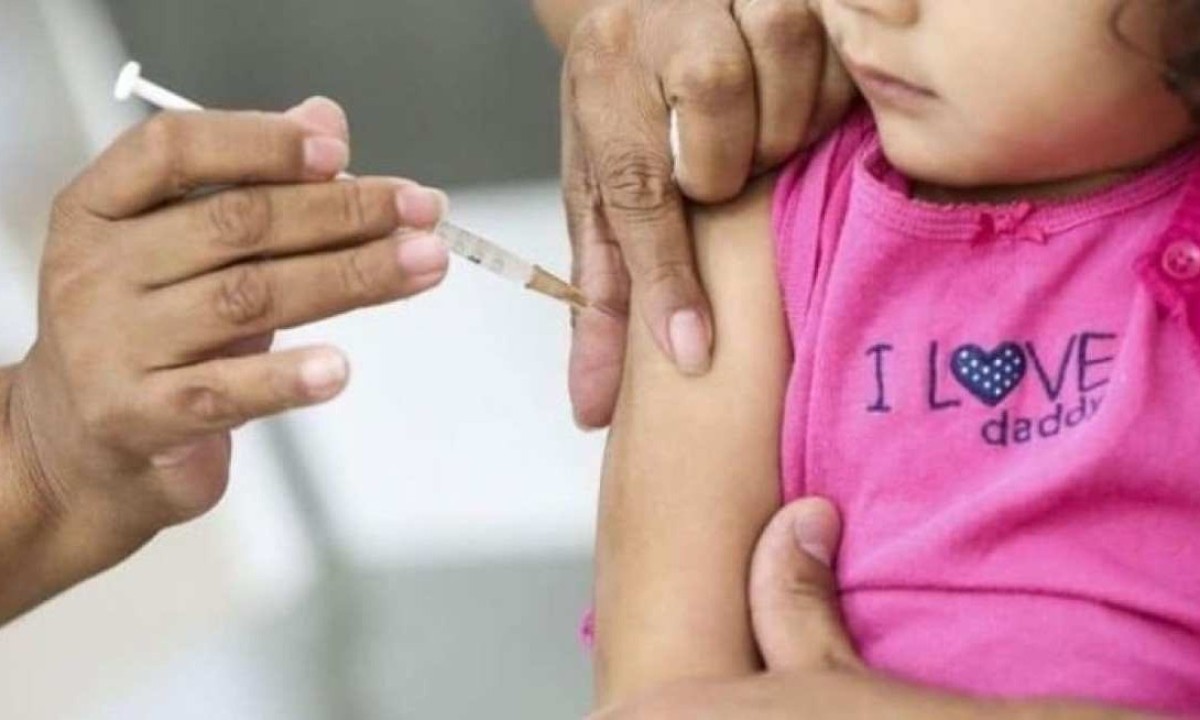 Prefeitura de BH amplia locais de vacinação nas regionais Nordeste e Barreiro -  (crédito: Divulgação/PBH)