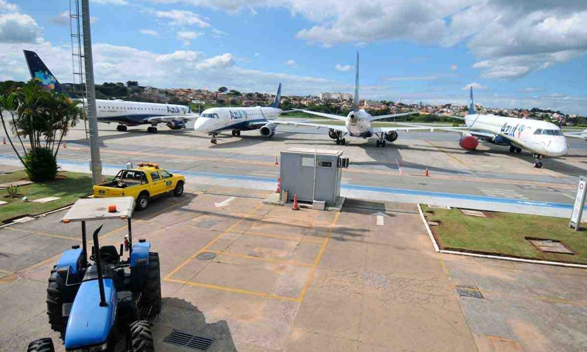 Agora decola? Governo insiste no programa de viagens aéreas mais baratas -  (crédito: ALEXANDRE GUZANSHE/EM/D.A.PRESS)