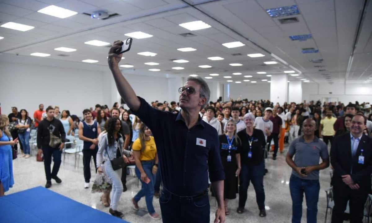 Governador dá palestra no Sebrae-MG para estudantes e egressos da rede pública de ensino  -  (crédito: Gladyston Rodrigues/ Em/D.A Press)