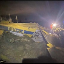  Piloto fica ferido em queda de avião agrícola em Minas - CBMMG