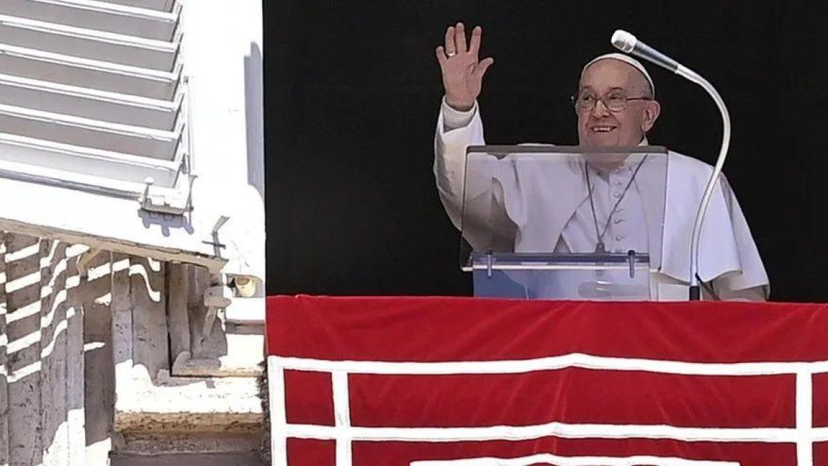 A condenação do papa Francisco à mudança de sexo: 'Tentação de se passar por Deus'