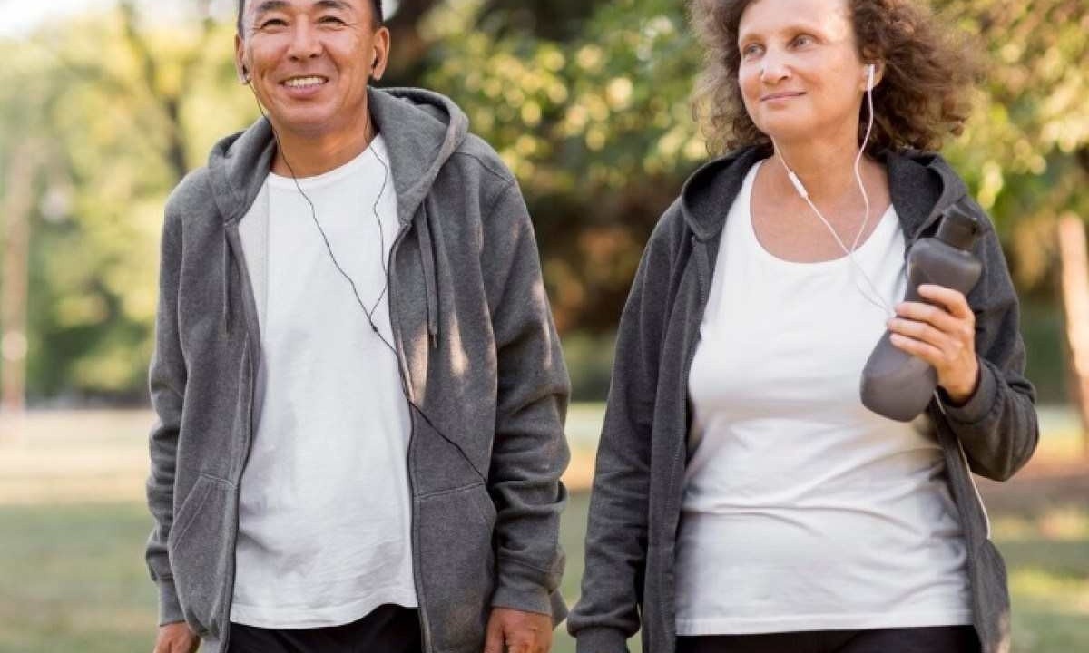 A prática regular de exercícios de fortalecimento muscular provoca adaptações neurais e morfológicas no corpo -  (crédito: Freepik)