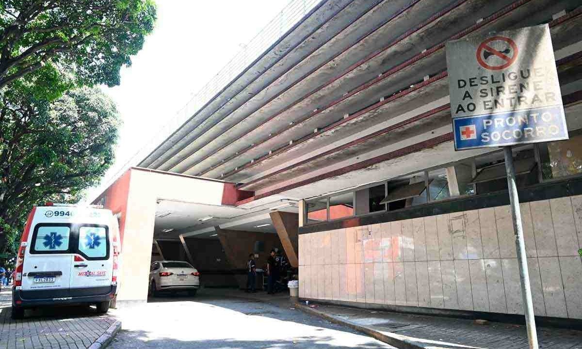 O Hospital de Pronto-Socorro João XXIII, na Avenida Alfredo Balena, em BH, atende urgência e emergência -  (crédito: LEANDRO COURI/EM.D.A. PRESS)