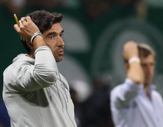 Abel admitiu Palmeiras desligado no primeiro tempo -  (crédito: Foto: Cesar Greco/Palmeiras)