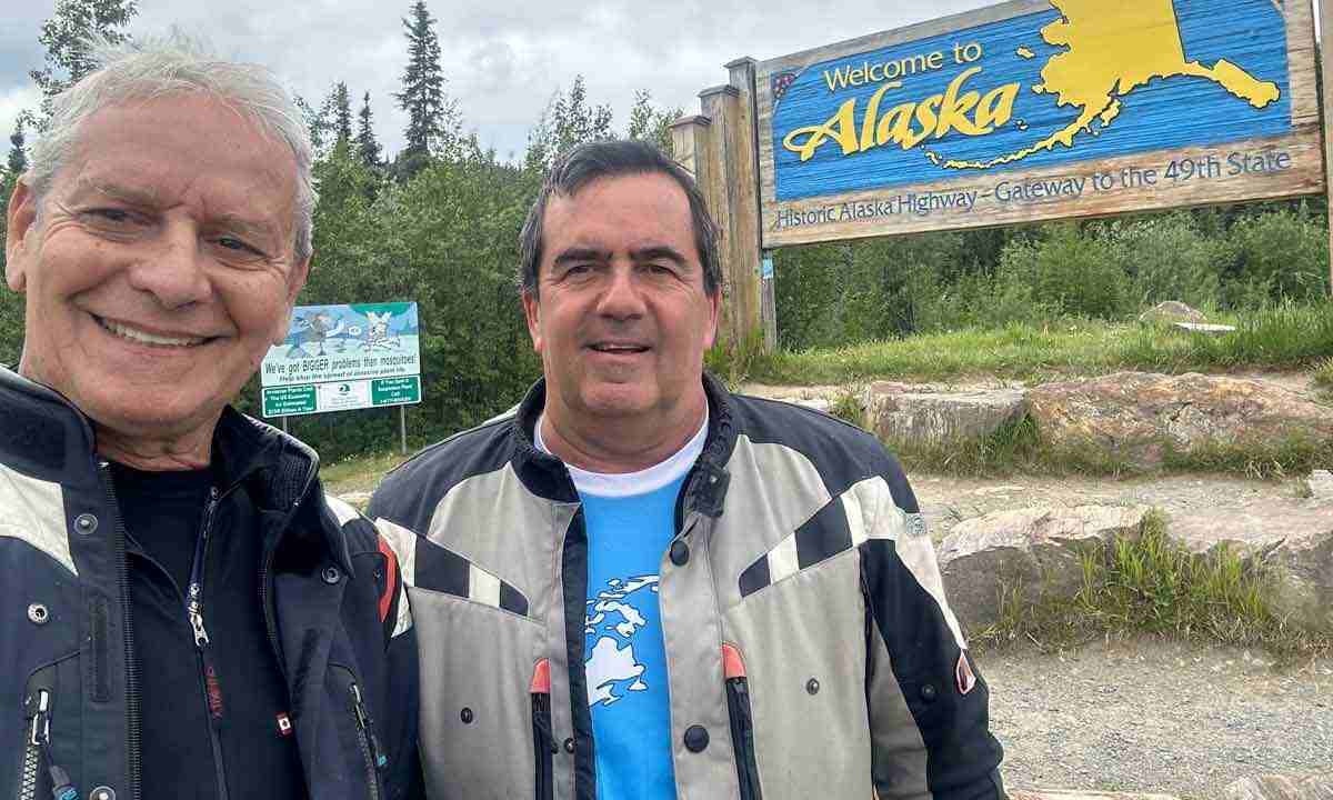Engenheiro lança livro contando suas aventuras, de BH ao Alaska