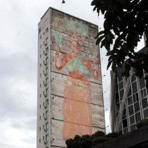 Pinturas em prédios do Centro de BH estão sendo apagadas pela ação do tempo - Jair Amaral/EM/D.A Press
