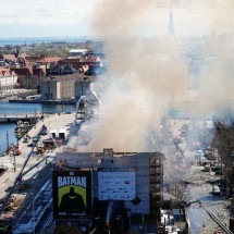 Grande incêndio atinge a Bolsa de Valores de Copenhague - Ida Marie Odgaard / Ritzau Scanpix / AFP