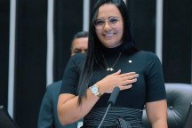 Deputada denuncia câmeras escondidas dentro de apartamento em Brasília