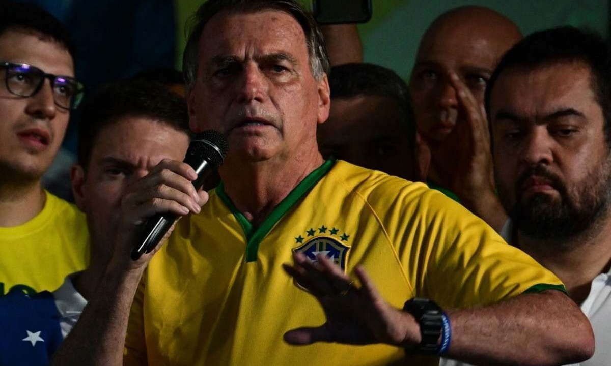 Bolsonaro: 'Nunca estivemos tão perto de uma ditadura'