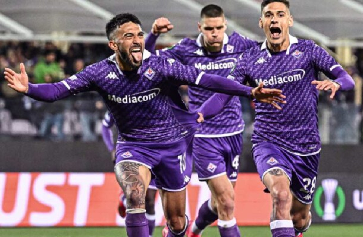 Fiorentina vence Plzen na prorrogação e avança na Conference League