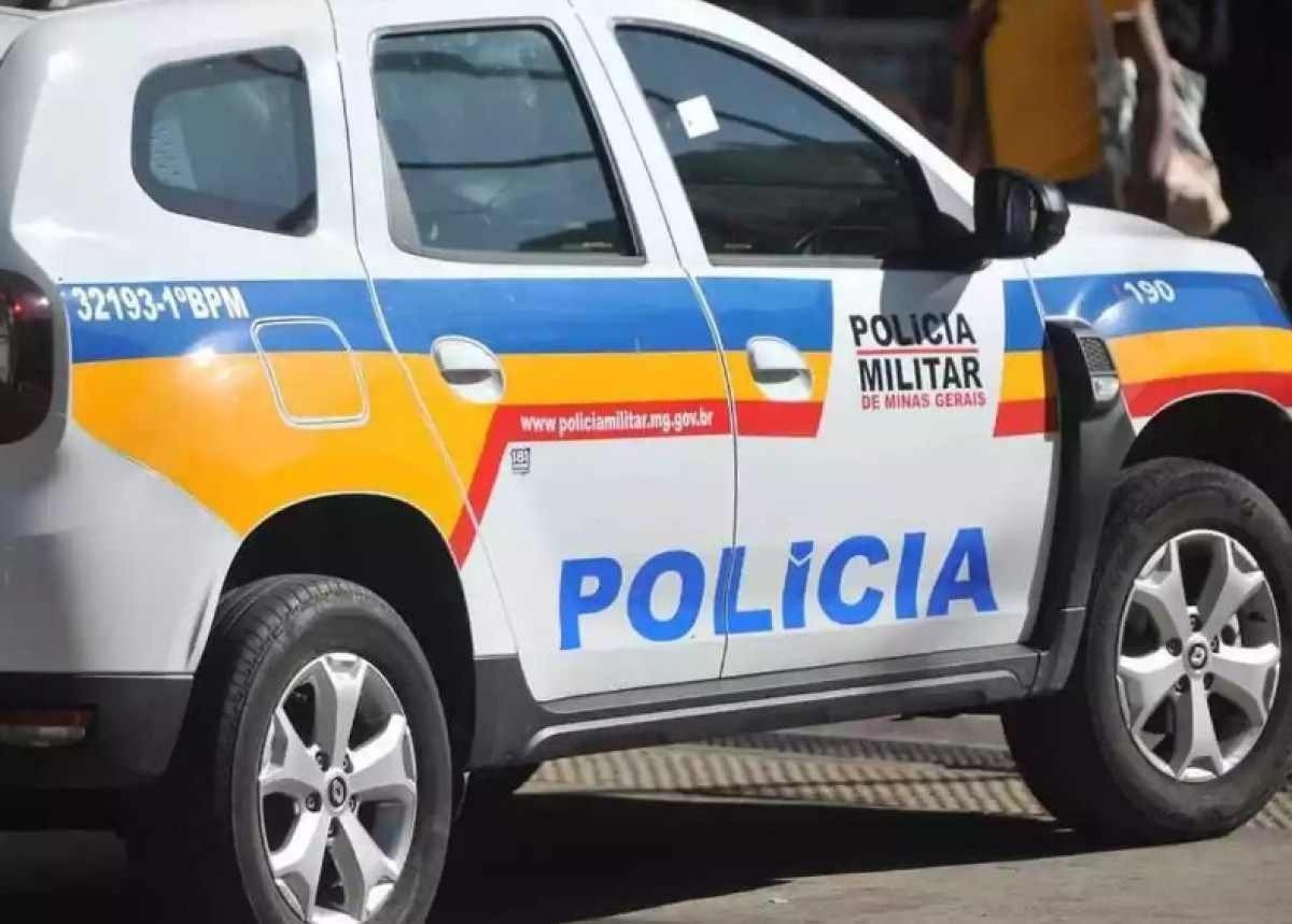 Motorista embriagado capota carro e passageira morre na Avenida Amazonas
