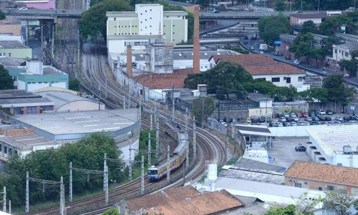 Segundo a deputada estadual Bella Gonçalves (PSOL), a questão da manutenção dos trens causa preocupação -  (crédito: Arquivo ALMG/Reprodução)