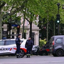 Homem é preso após invadir consulado do Irã em Paris e ameaçar se explodir - Miguel MEDINA / AFP